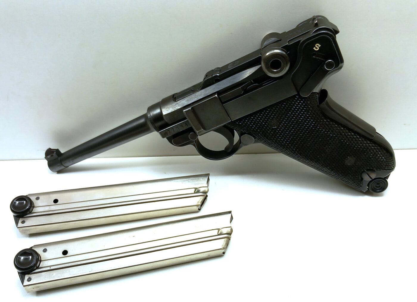 Pistolet WAFFEN FABRIK P06-29 cal 7.65 para OCCASION