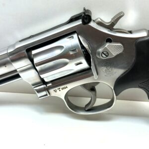 Revol occ S&W mod 617 cal 22LR 4'